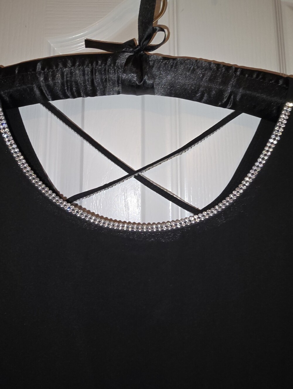 Beautiful Blouse With Rhinestones - Picture 5 of 7